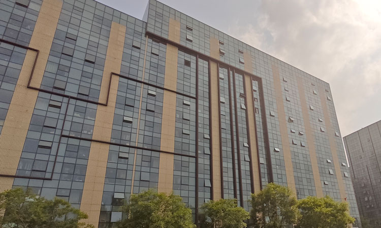 沈陽幕墻安裝維修過程中如何處理防水和密封問題？